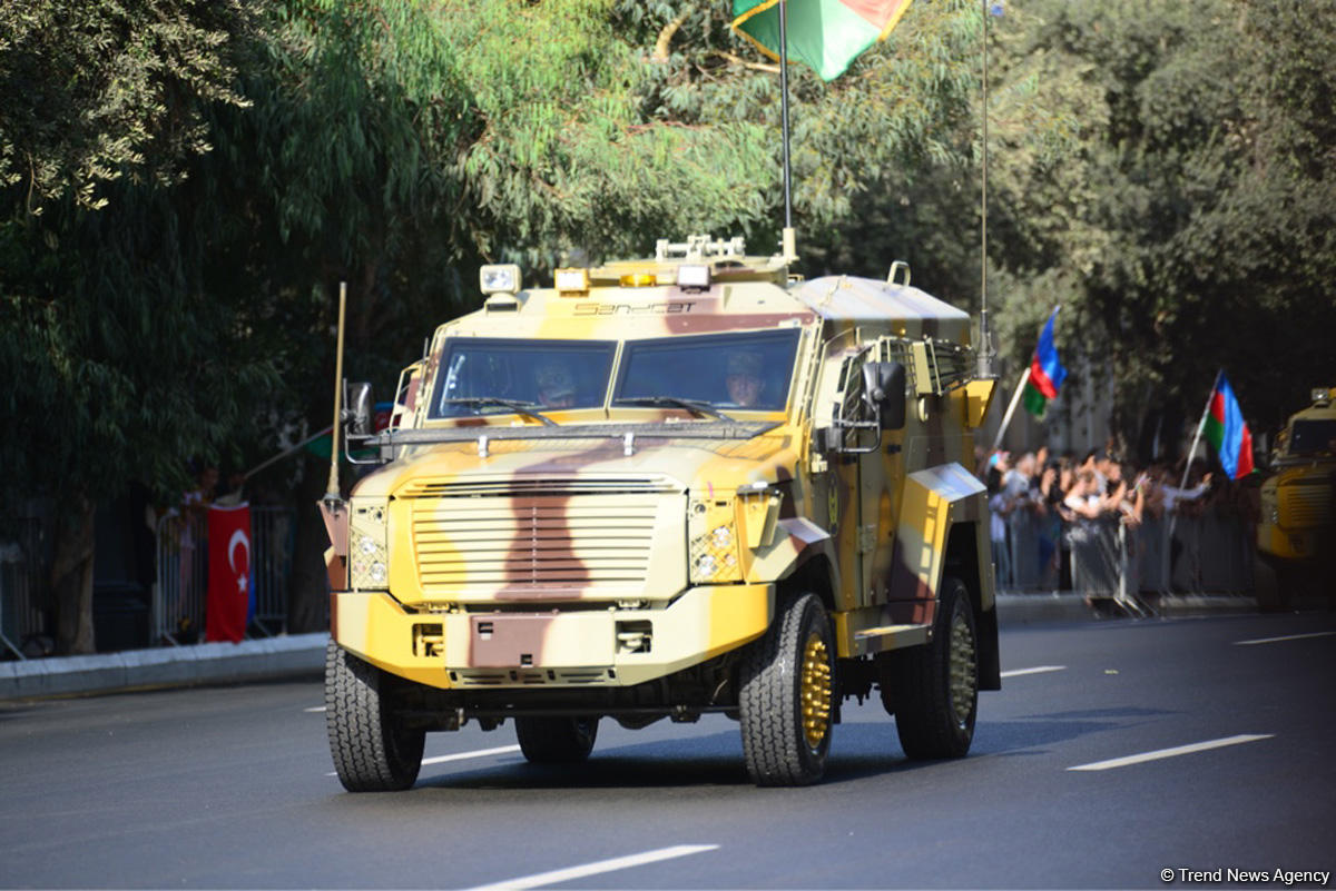 Лучшие моменты грандиозного парада, посвященного 100-летию освобождения Баку от большевистско-дашнакской оккупации