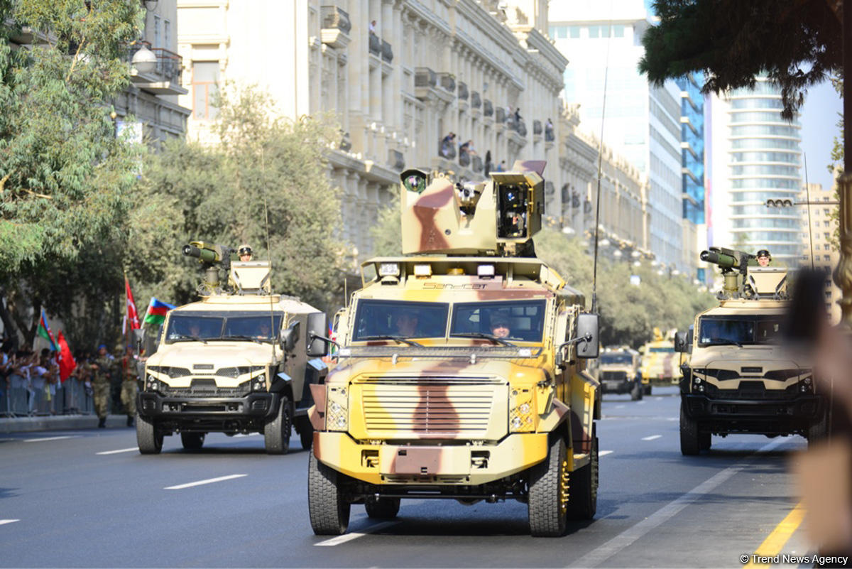 Лучшие моменты грандиозного парада, посвященного 100-летию освобождения Баку от большевистско-дашнакской оккупации