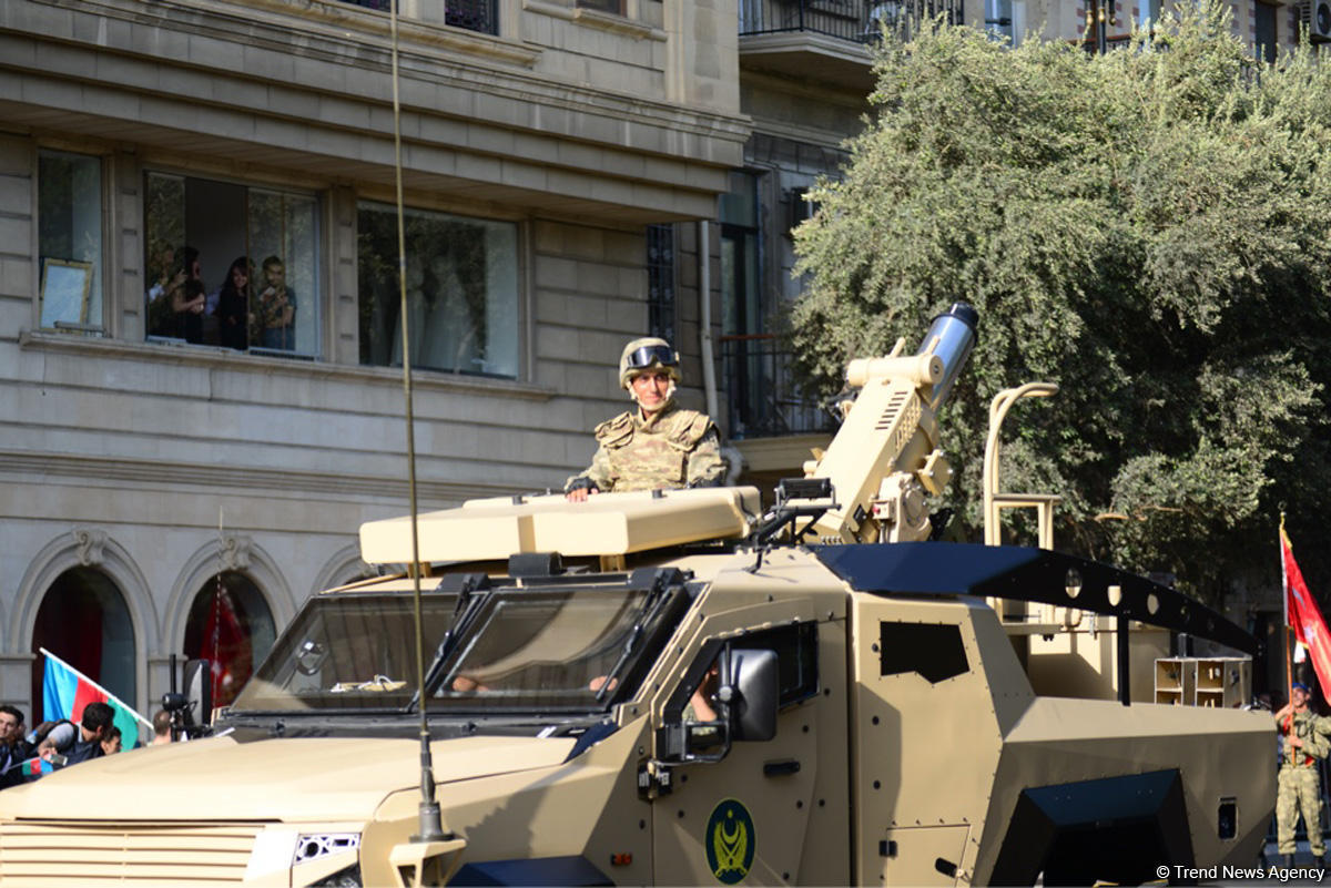Лучшие моменты грандиозного парада, посвященного 100-летию освобождения Баку от большевистско-дашнакской оккупации
