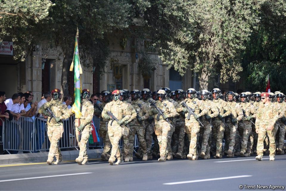 Лучшие моменты грандиозного парада, посвященного 100-летию освобождения Баку от большевистско-дашнакской оккупации