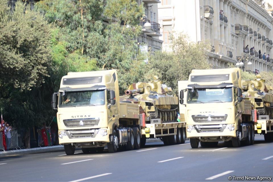 Лучшие моменты грандиозного парада, посвященного 100-летию освобождения Баку от большевистско-дашнакской оккупации