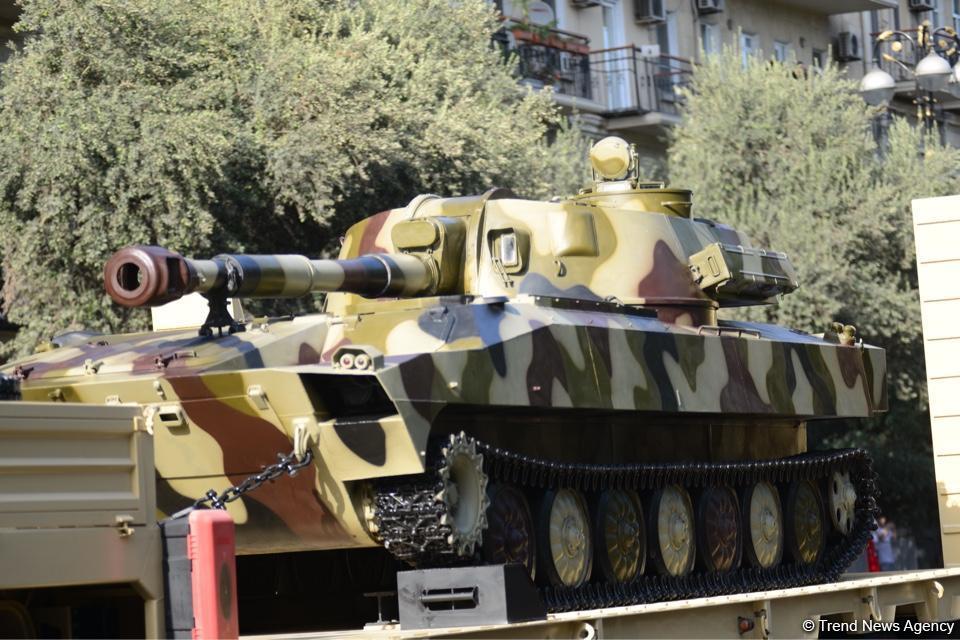 Лучшие моменты грандиозного парада, посвященного 100-летию освобождения Баку от большевистско-дашнакской оккупации