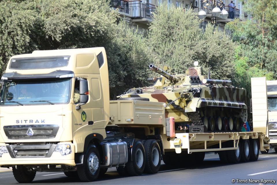 Лучшие моменты грандиозного парада, посвященного 100-летию освобождения Баку от большевистско-дашнакской оккупации