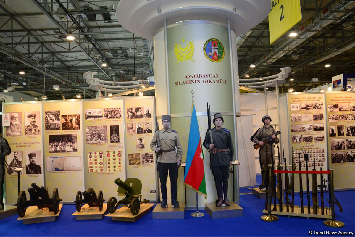 В бакинском экспоцентре открылась Азербайджанская международная оборонная выставка ADEX-2