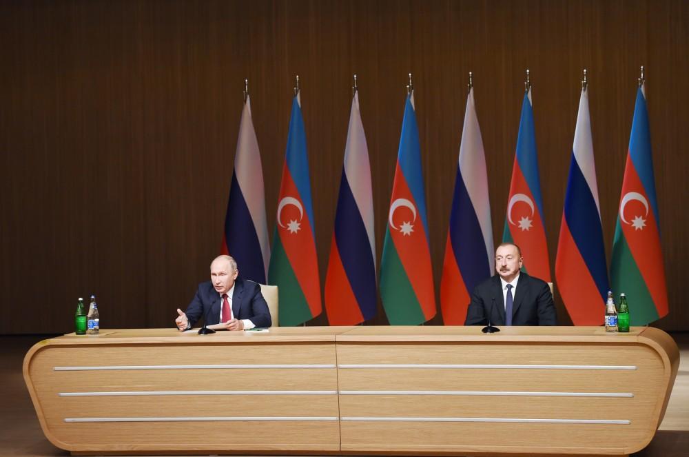 Президенты Ильхам Алиев и Владимир Путин приняли участие в церемонии официального открытия IX Азербайджано-российского межрегионального форума в Баку