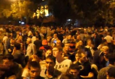 Волнения в Ереване. Никол Пашинян уходит в отставку - ОБНОВЛЕНО - ФОТО