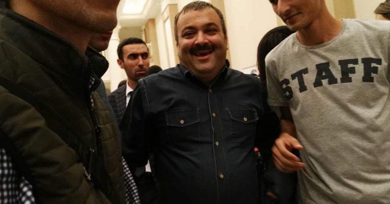 Söyüş, erotika… - "Milyonluq quş"dan 18+ görüntülər