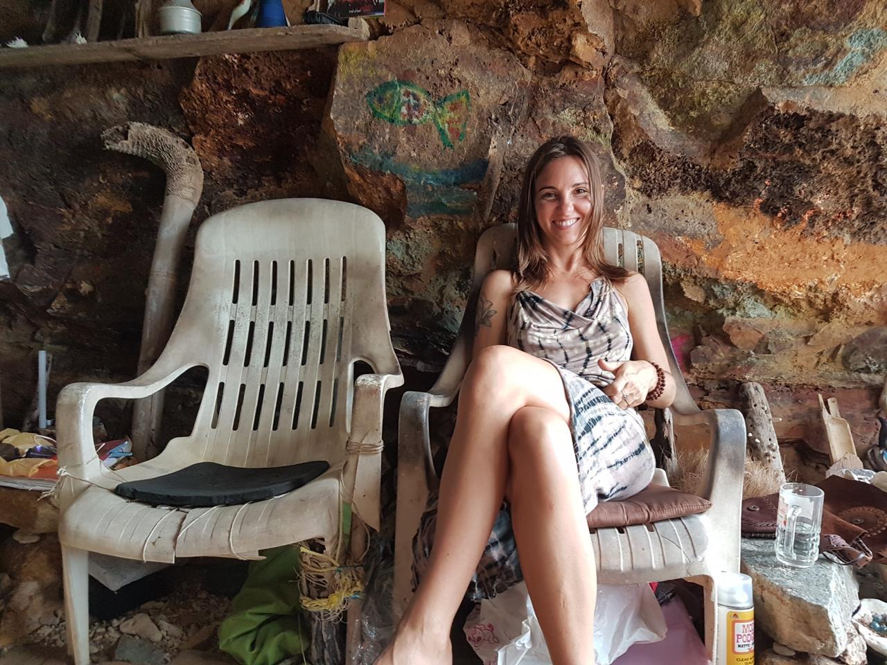 Facebook-da "romantik kişi" kimi məşhurlaşdı, arvadbaz çıxdı
