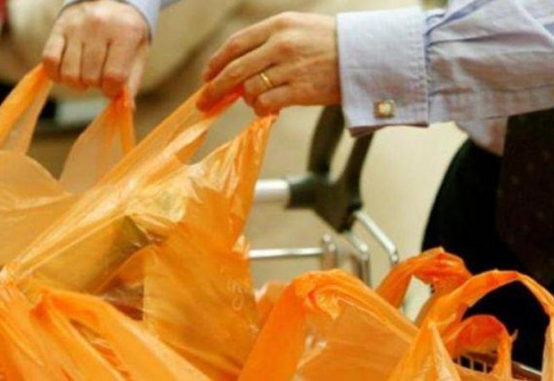 Сколько тратит население Азербайджана на продукты питания и иные товары?