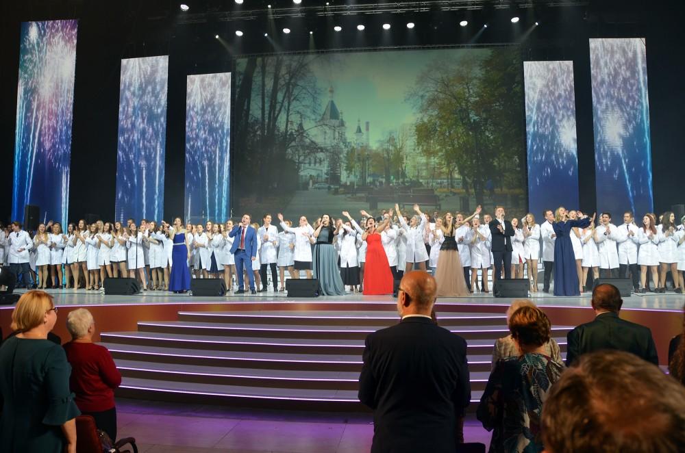 Первый вице-президент Мехрибан Алиева поздравила Первый Московский государственный медицинский университет с юбилеем