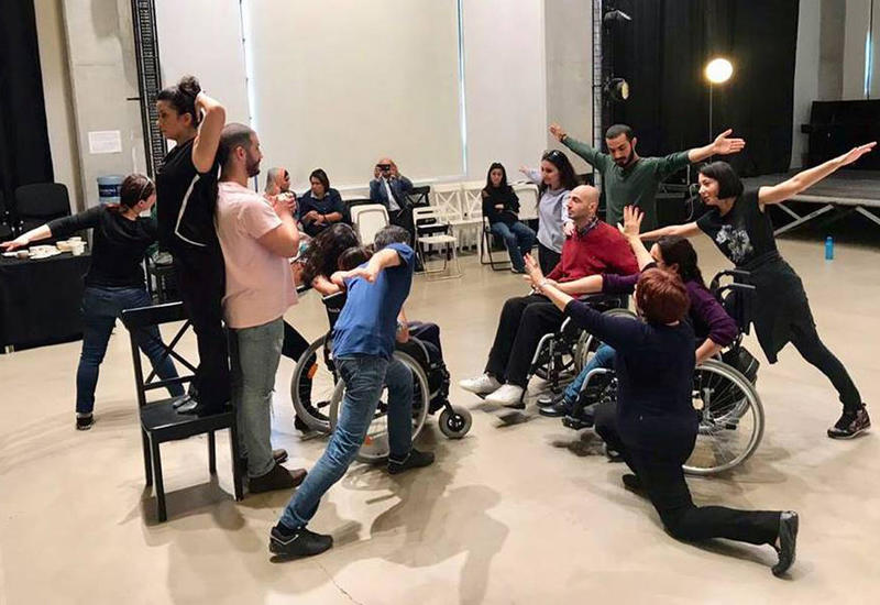 British Council и YARAT реализуют проект для людей без и с ограниченными возможностями