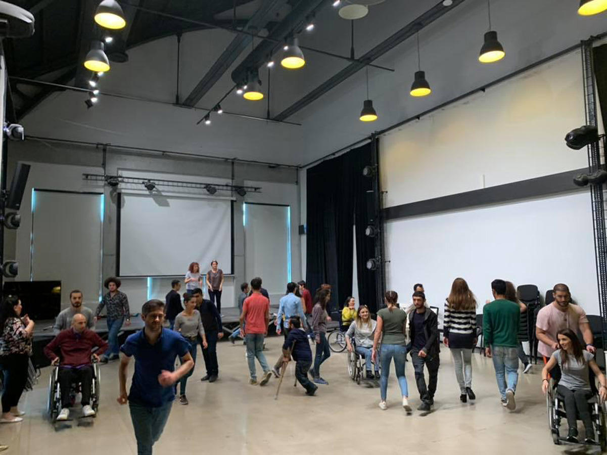 British Council и YARAT реализуют проект для людей без и с ограниченными возможностями