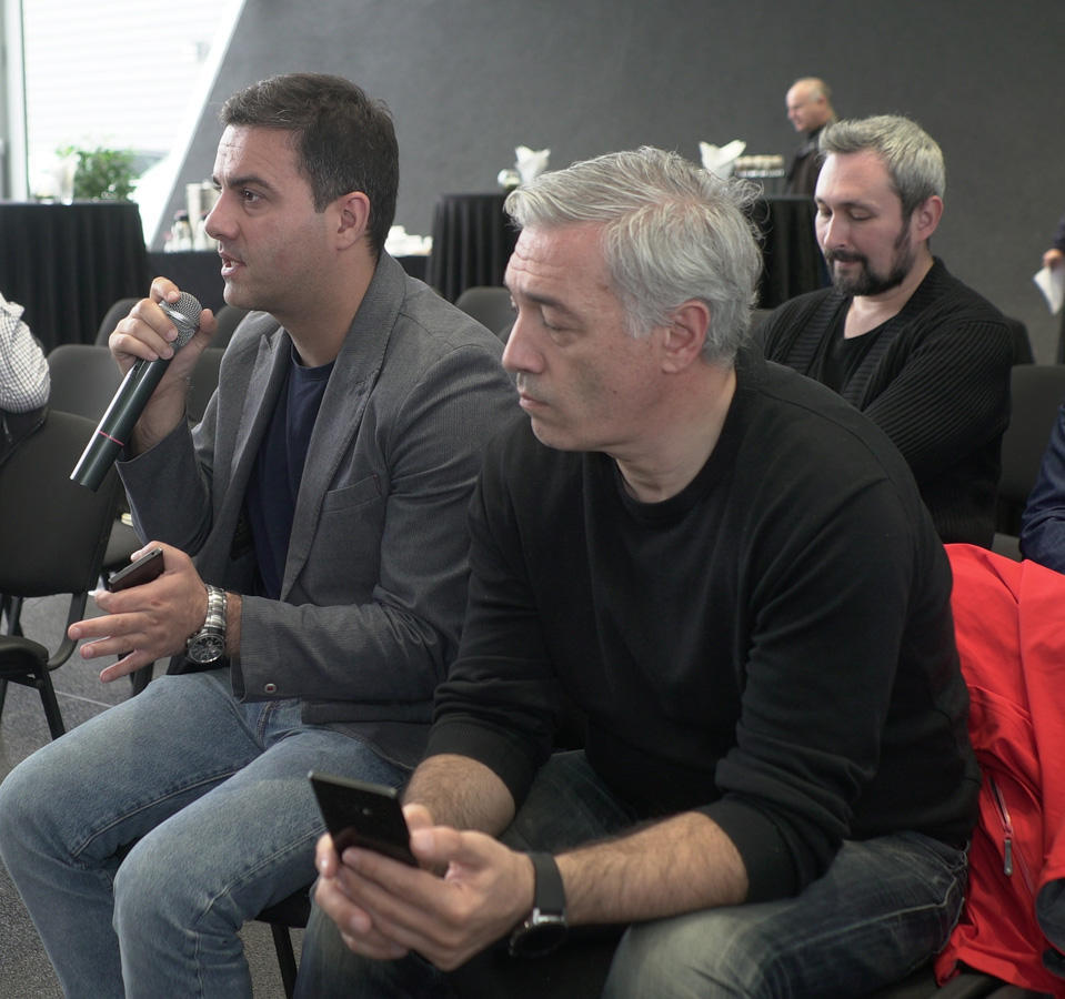 Компактность, практичность, технологичность: в Баку представили новый флагманский кроссовер AUDI Q8