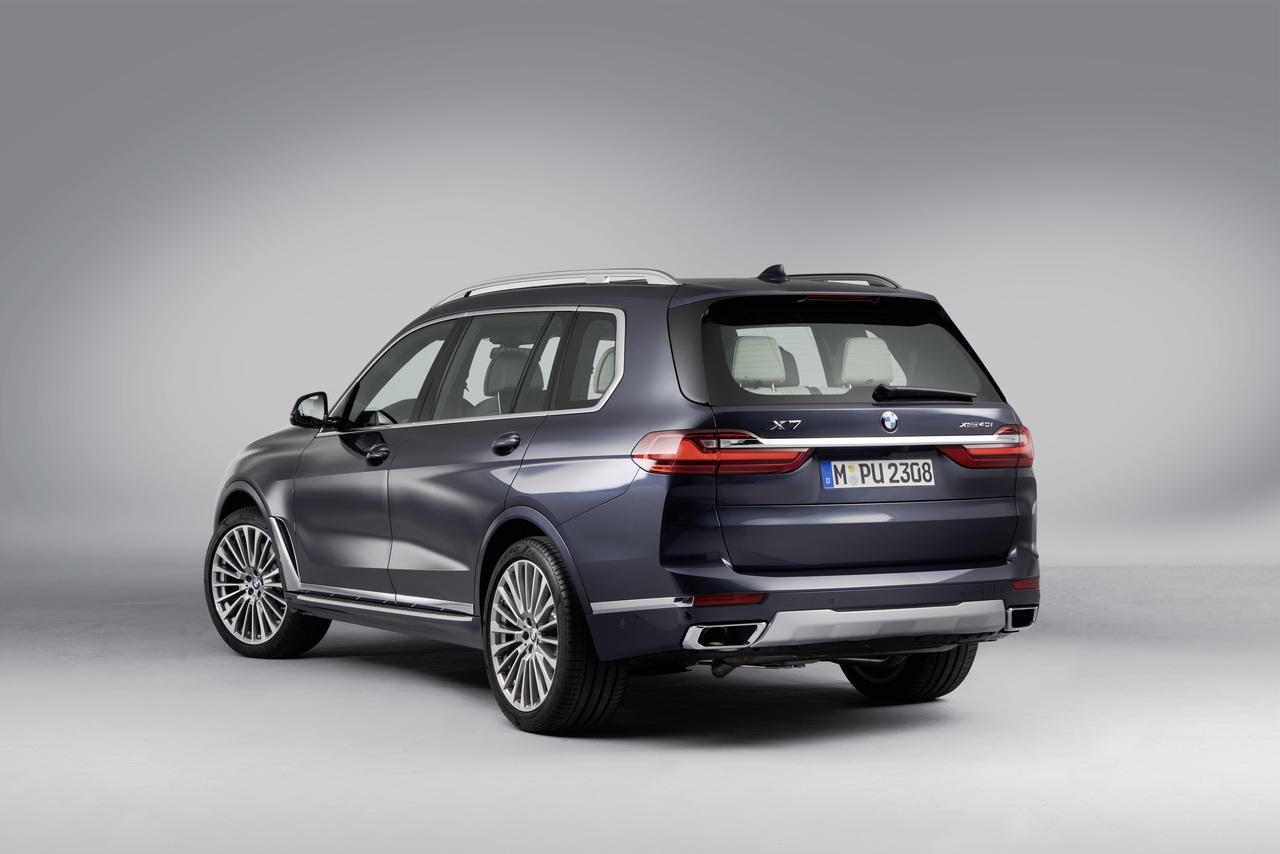 Новый внедорожник BMW X7