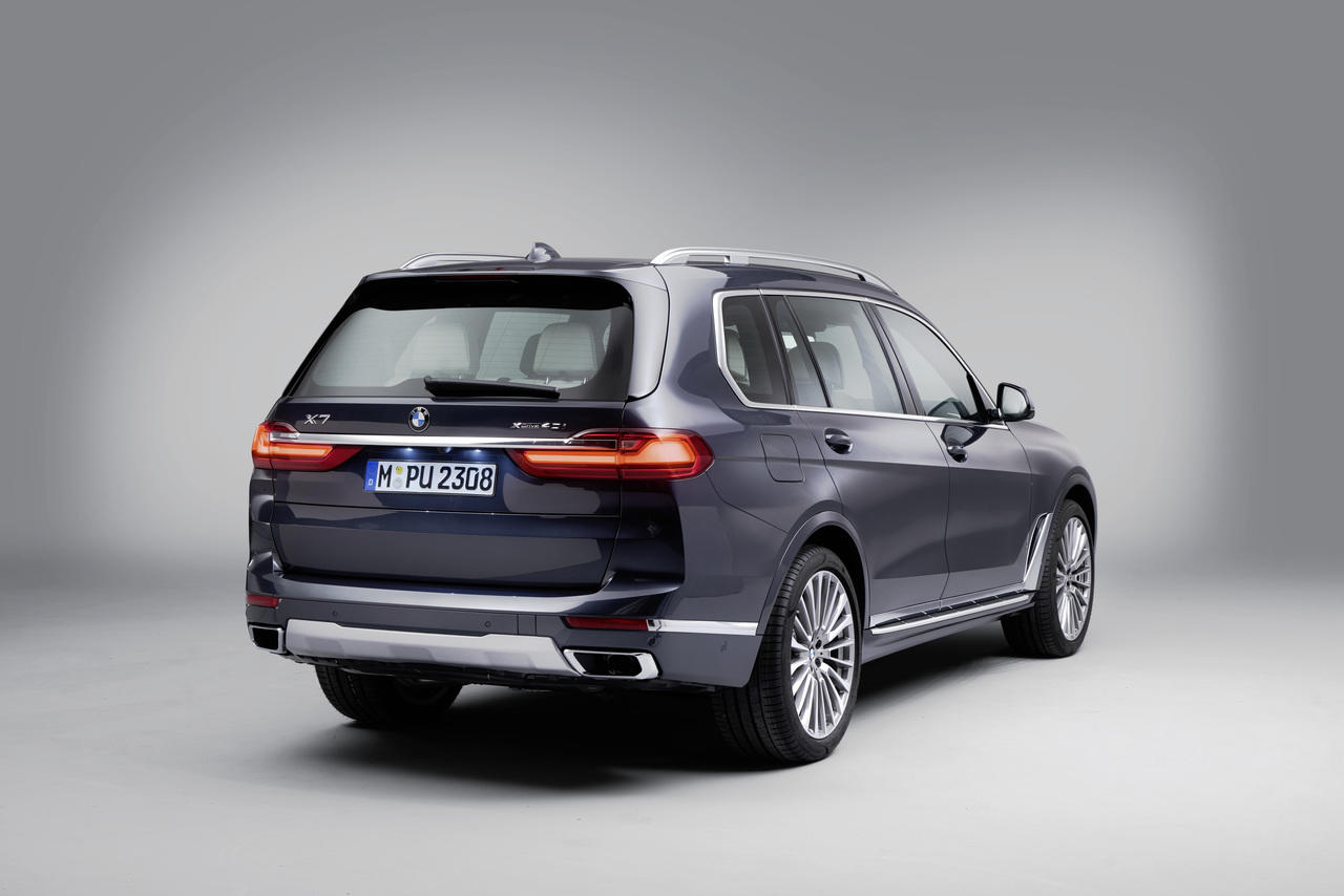 Новый внедорожник BMW X7