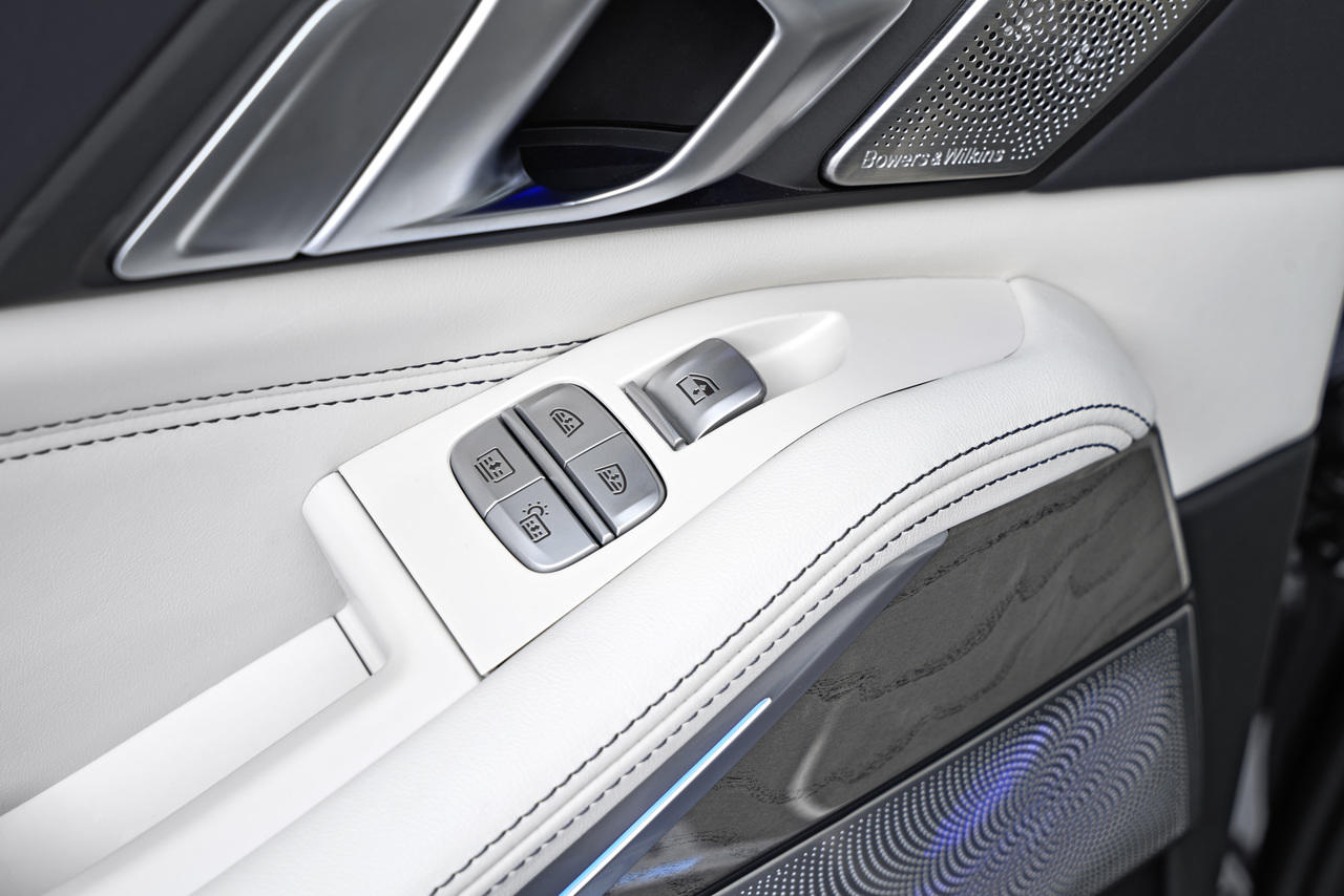 Новый внедорожник BMW X7