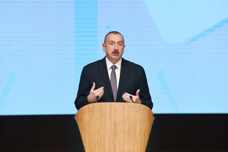 Президент Ильхам Алиев и Первая леди Мехрибан Алиева приняли участие в открытии VI Международного гуманитарного форума