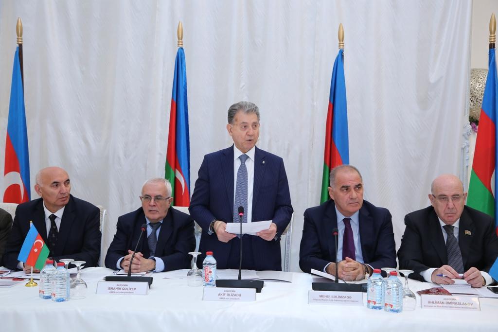 Впервые в мире прочитан геном азербайджанского граната “Гюлейша”