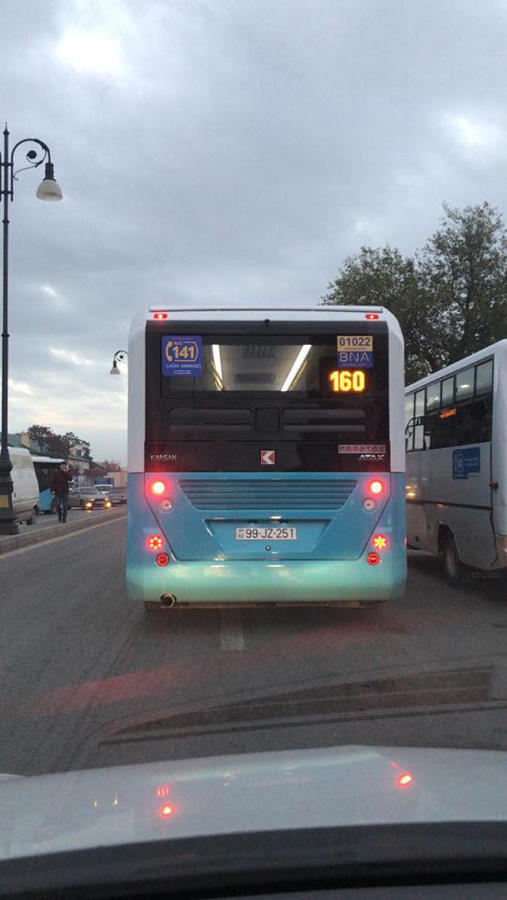 Новые автобусы на улицах Баку