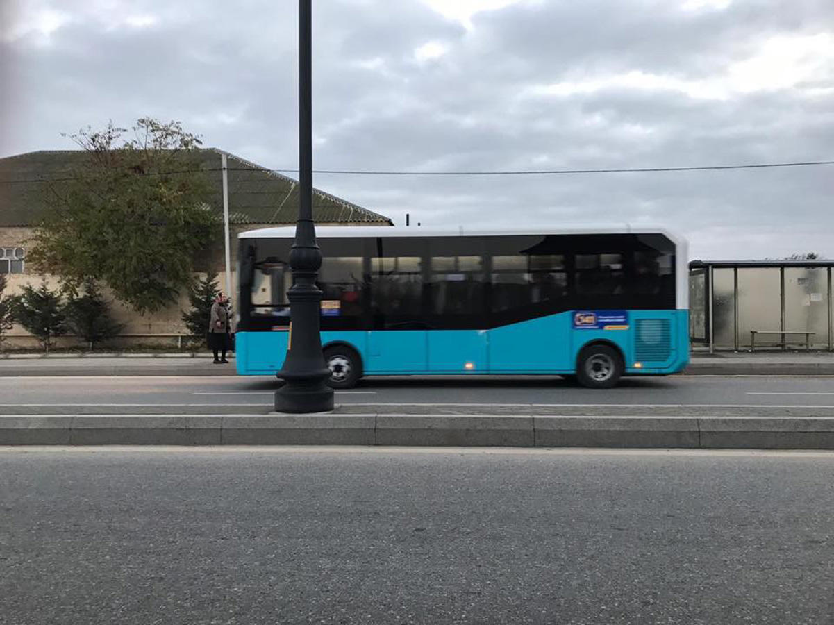 Новые автобусы на улицах Баку