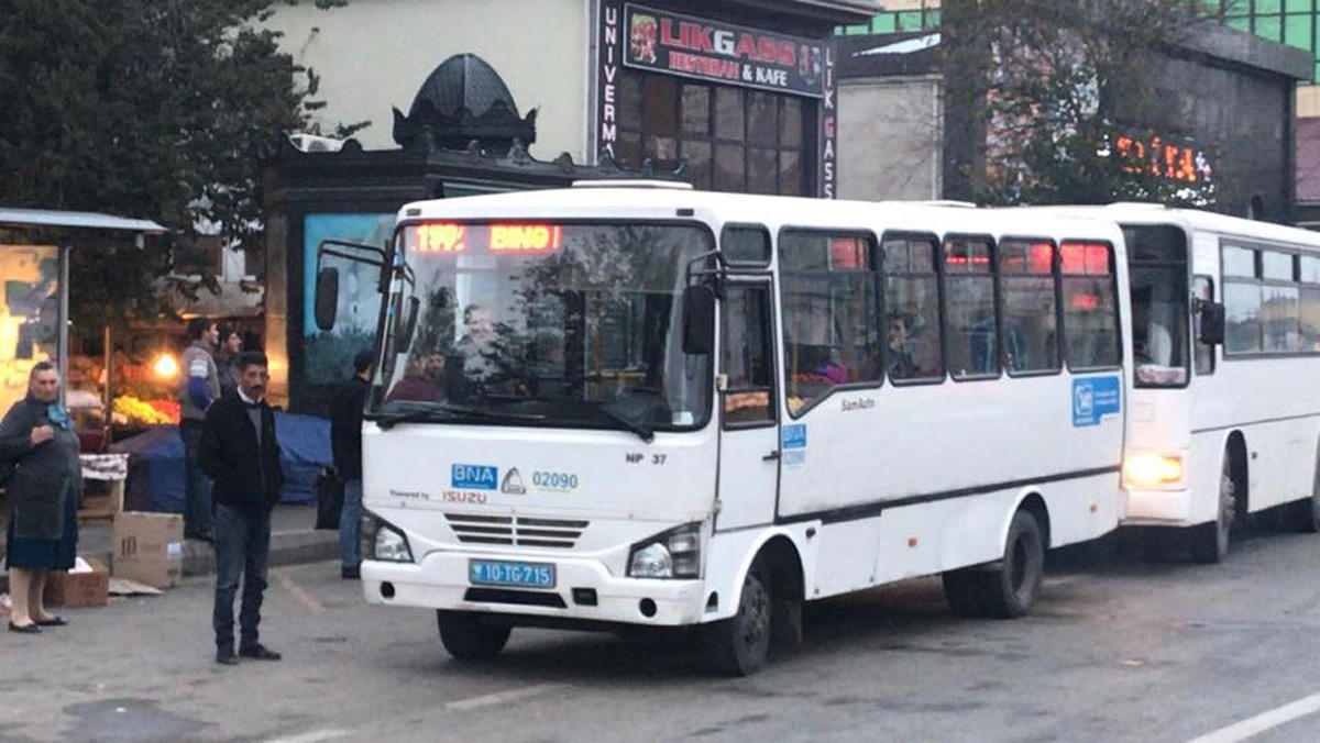 Новые автобусы на улицах Баку