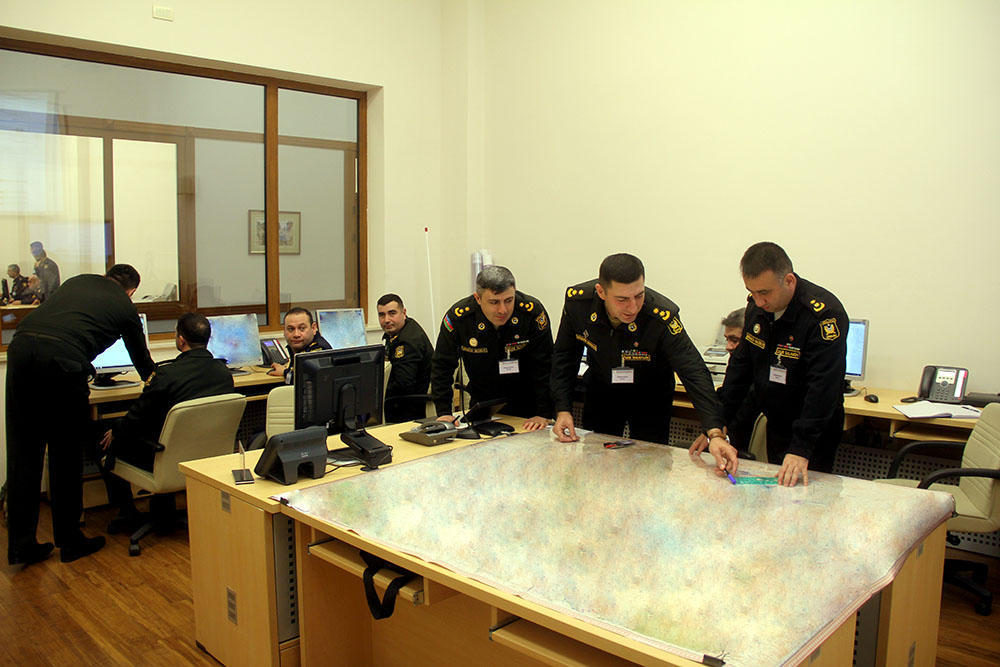 Азербайджанская армия отрабатывает управление боевыми операциями