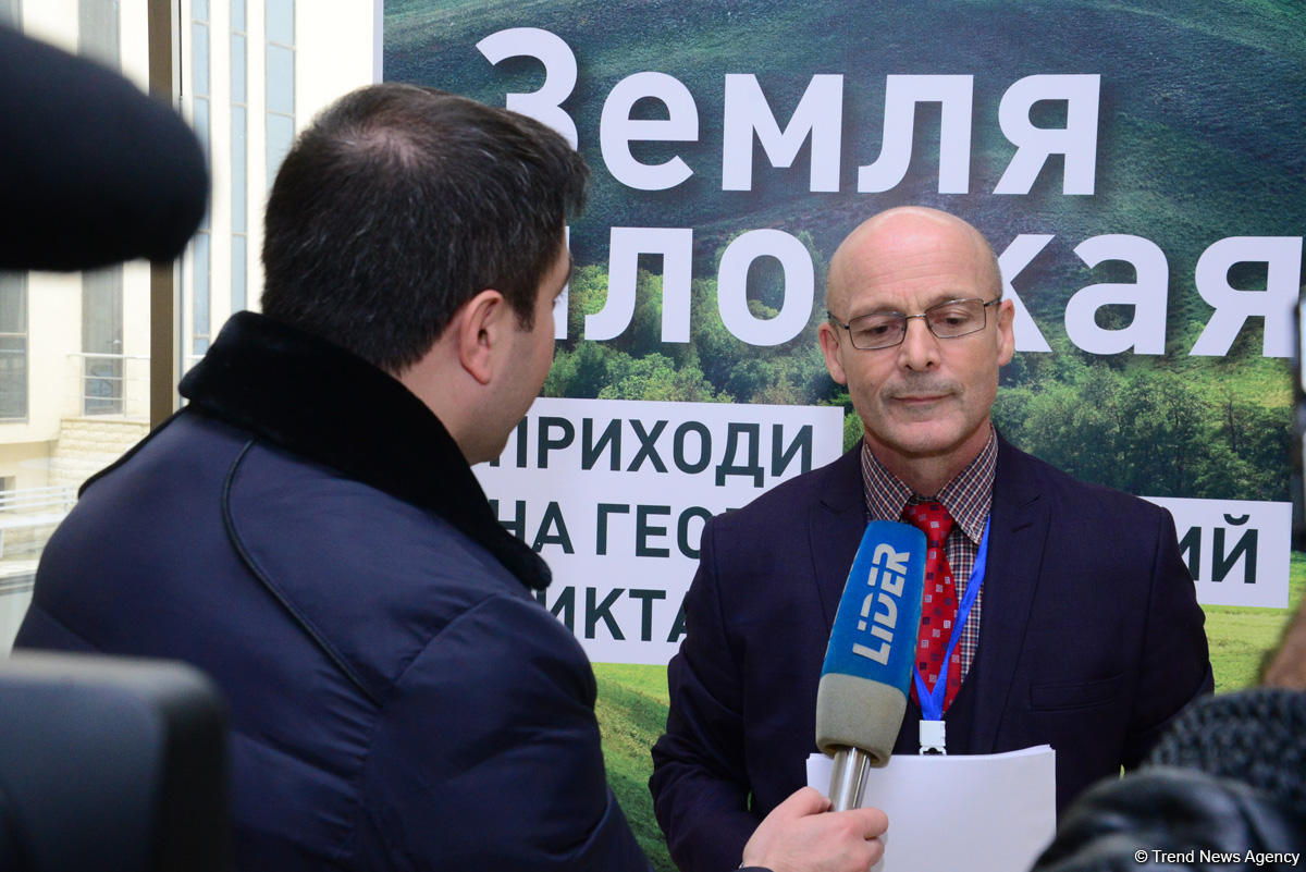 В Бакинском филиале МГУ имени М.В.Ломоносова прошел уникальный Международный географический диктант-2018