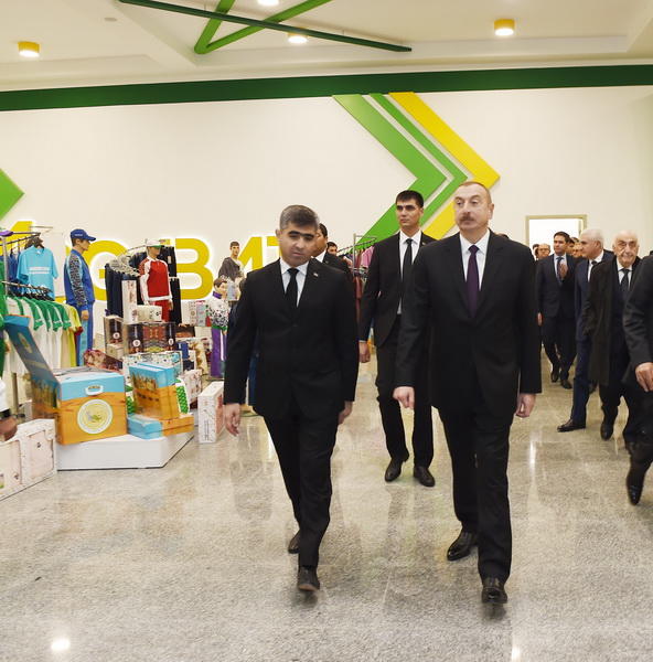 Президенты Азербайджана и Туркменистана выступили с заявлениями для печати