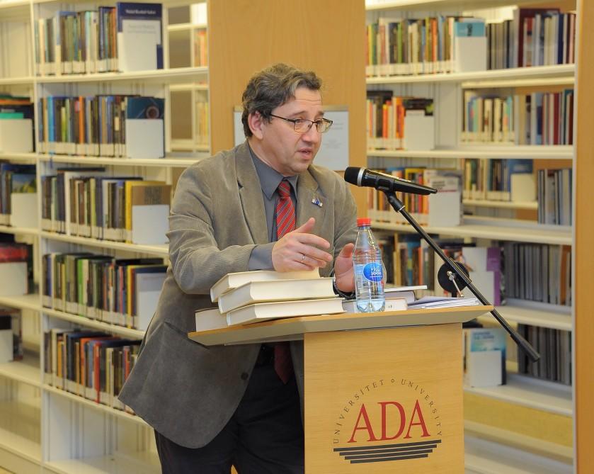 В университете АДА состоялась презентация книги о деятельности азербайджанских дипломатов на Парижской мирной конференции