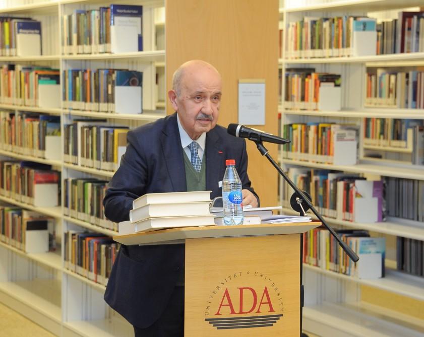 В университете АДА состоялась презентация книги о деятельности азербайджанских дипломатов на Парижской мирной конференции