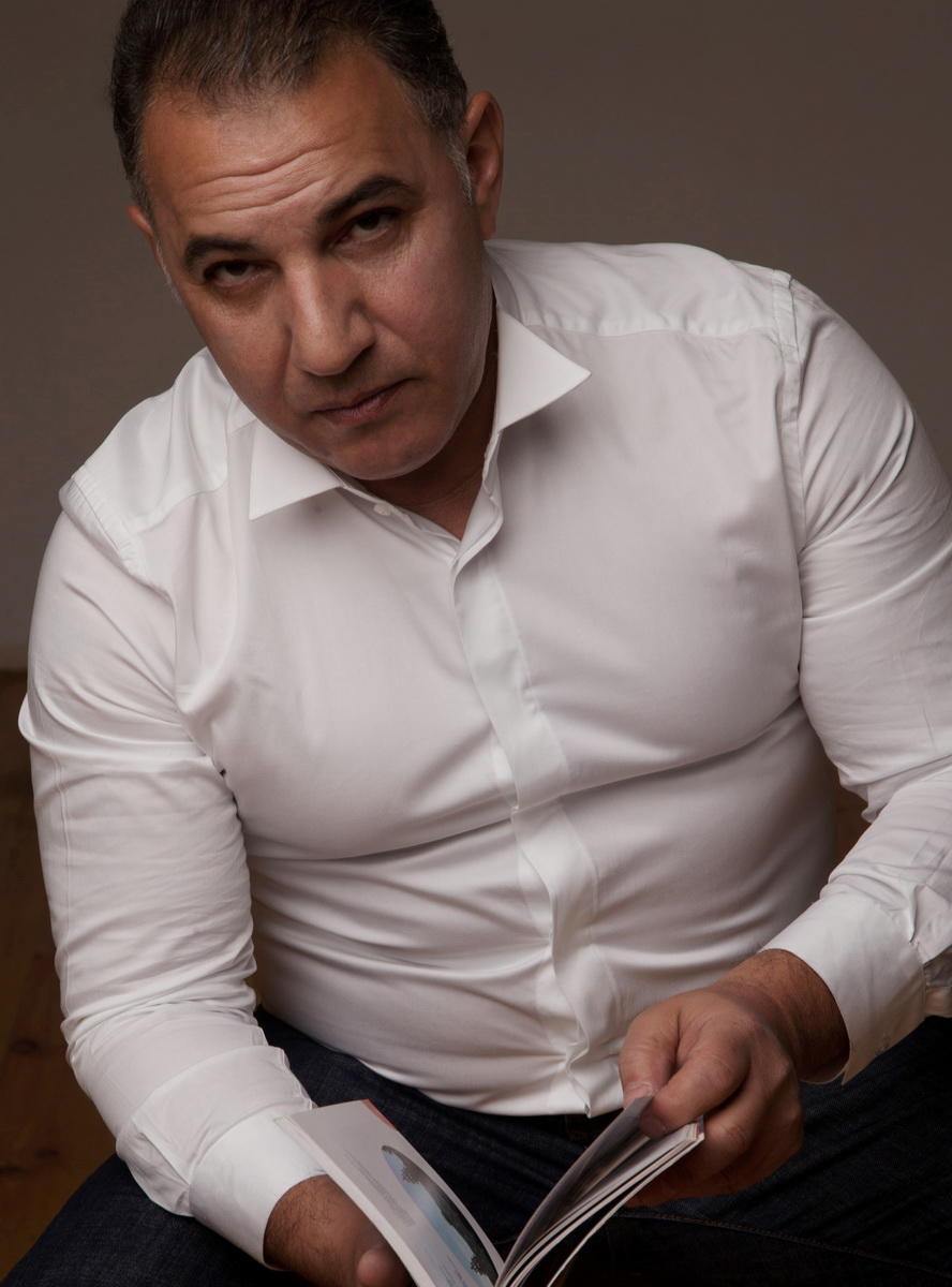 Адалят Шукюров представил новую фотосессию