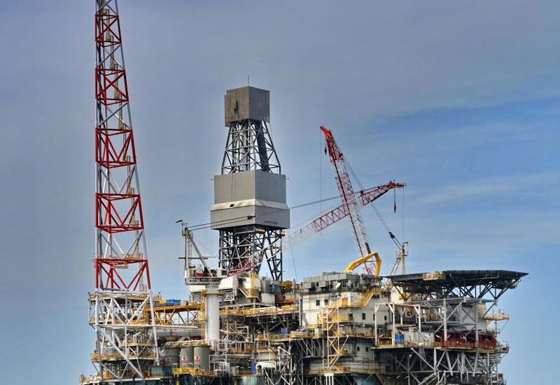 Азербайджан огласил объемы добычи нефти с крупнейшего блока месторождений