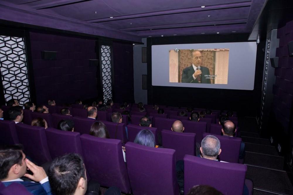 Состоялся показ документального фильма «Незабываемый», посвященный памяти Общенационального лидера