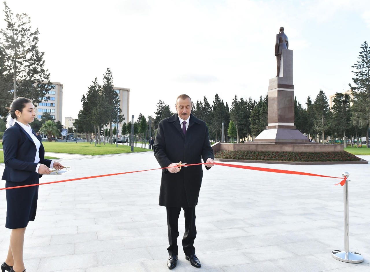 Президент Ильхам Алиев принял участие в открытии Центра молодежи в Баку