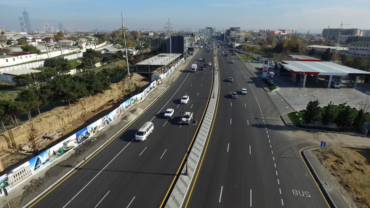 В Баку открылся один из главных городских проспектов