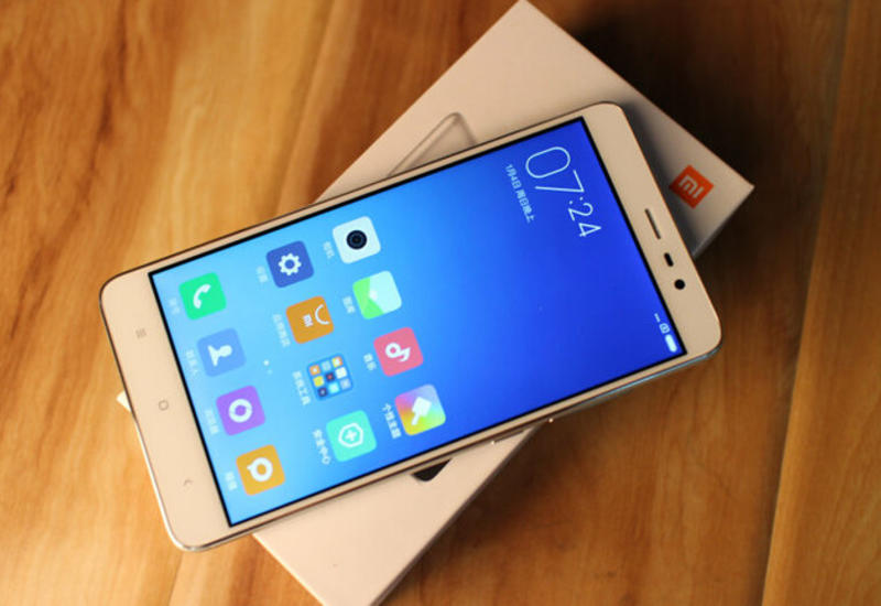 Акции Xiaomi рухнули после внесения компании в черный список США