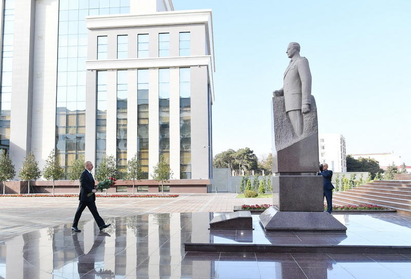 Президент Ильхам Алиев принял участие в открытии нового учебного здания Полицейской академии МВД
