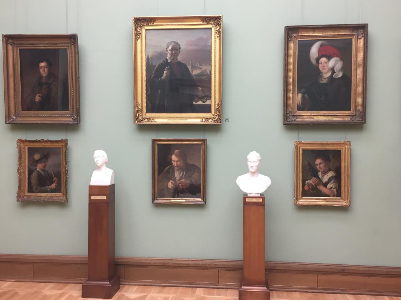 Zadəganlıqdan imtina etmiş tacirin dünyaya bəxş etdiyi mədəniyyət incisi