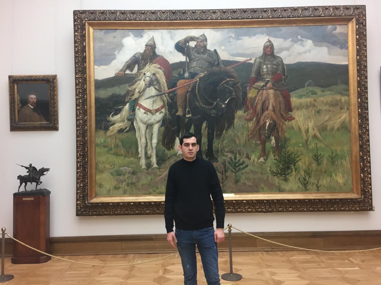 Zadəganlıqdan imtina etmiş tacirin dünyaya bəxş etdiyi mədəniyyət incisi