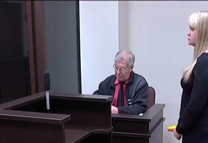 Девушка 13 раз ударила мужчину ножом, а он сделал ей предложение в зале суда