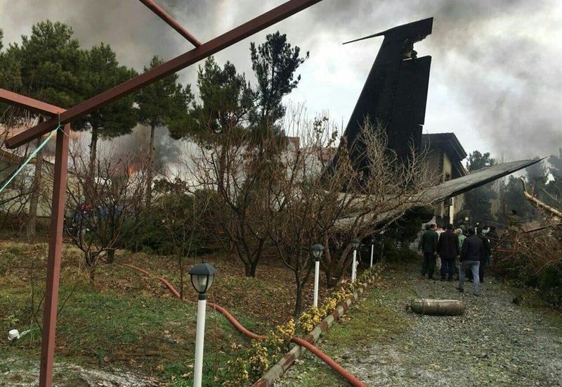 В Тегеране разбился самолет, много погибших