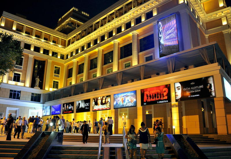 В Баку пройдет показ фильма "Дороги, ведущие к свободе"