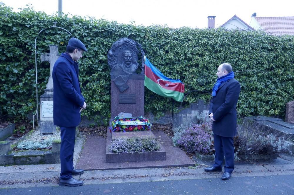 Parisdə 20 Yanvar şəhidlərinin xatirəsi anılıb