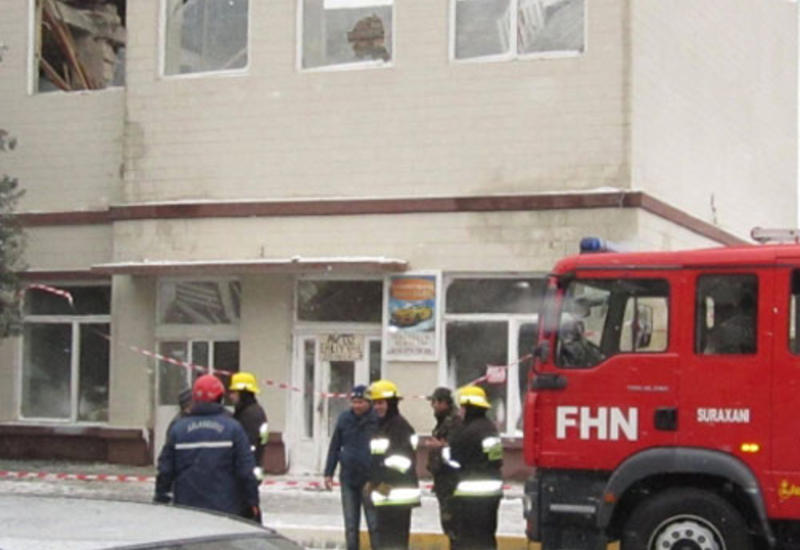В Баку перевернулась цистерна с 22 т сжиженного газа