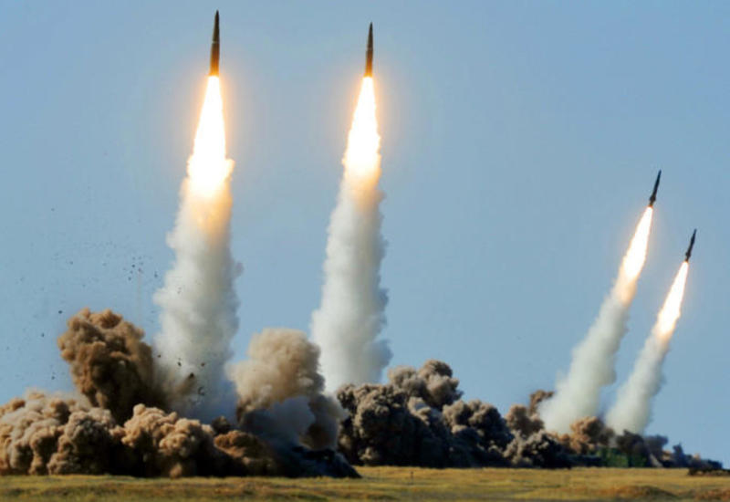 По посольству США в Ираке нанесли ракетный удар