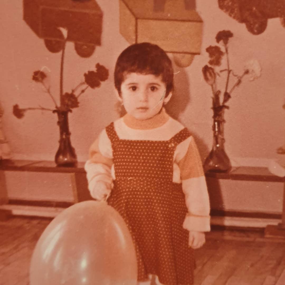 Fatimə arxiv FOTOlarını yaydı