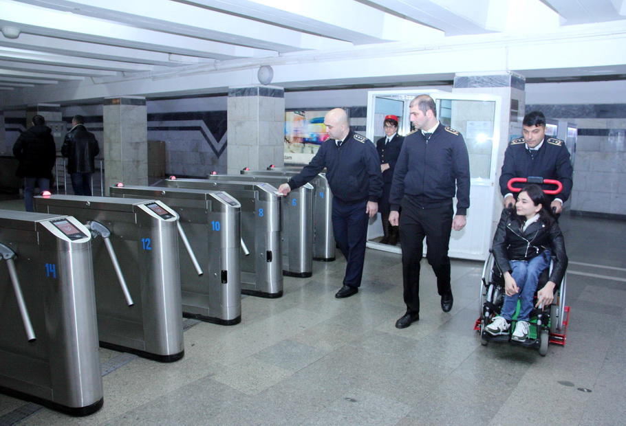 Инвалиды-колясочники смогут полноценно пользоваться бакинским метро