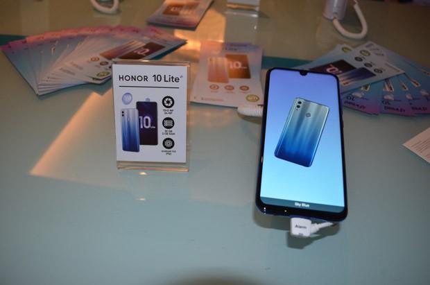 “İrşad Electronics” yeni “Honor 10 Lite” smartfonunun təqdimatını keçirib