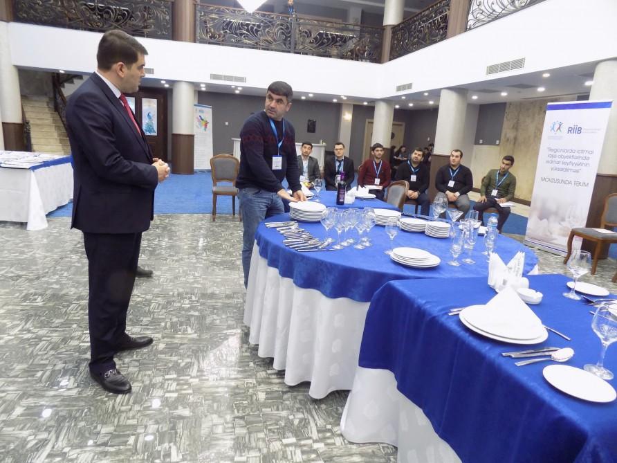 Общественное объединение "Региональное развитие" провело в Лянкяране тренинг для администраторов объектов общепита