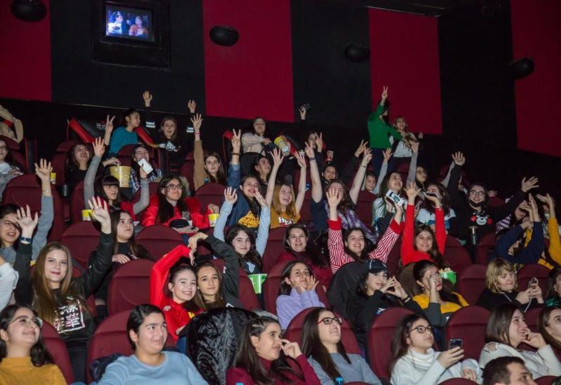 В Баку покажут еще один концерт нашумевшей корейской группы